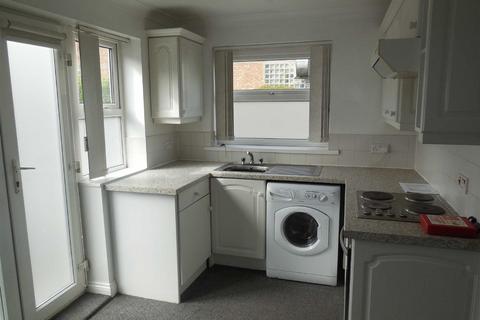 2 bedroom flat to rent, Trinity Court, Hinckley