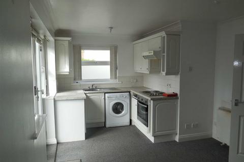 2 bedroom flat to rent, Trinity Court, Hinckley
