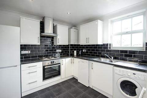 3 bedroom terraced house to rent, Austins Court,  Peckham Rye, SE15