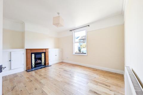 3 bedroom semi-detached house to rent, Hindmans Road, London, SE22