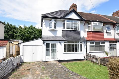 3 bedroom end of terrace house to rent, Dunkery Road, Mottingham, SE9