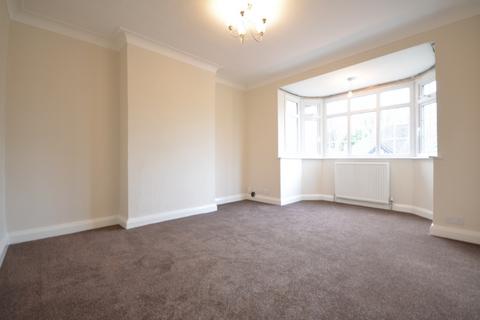 2 bedroom maisonette to rent, Ethelbert Close, Bromley, BR1