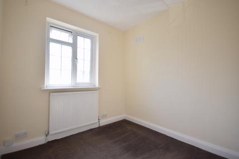 2 bedroom maisonette to rent, Ethelbert Close, Bromley, BR1