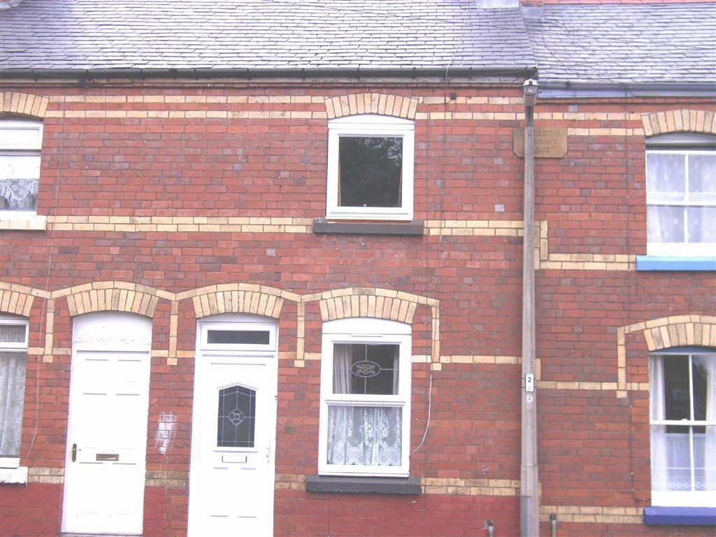 32, Ash Road, Oswestry, Shropshire, SY11 2 bed terraced house £420