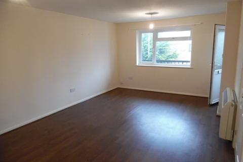 2 bedroom flat to rent, Leyland Drive, Kingsthorpe