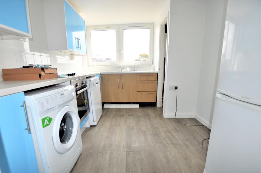 Progress Way, Wood Green 2 bed flat £1,550 pcm (£358 pw)