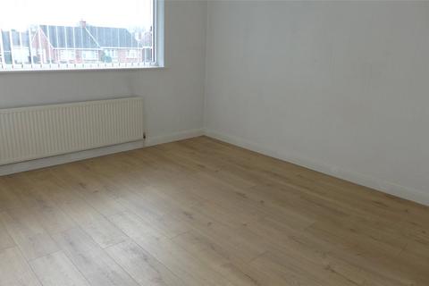 3 bedroom semi-detached house to rent, Girdlers Close, Styvechale, Coventry, West Midlands, CV3