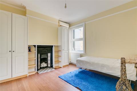 undefined, Upper Richmond Road West, East Sheen, London