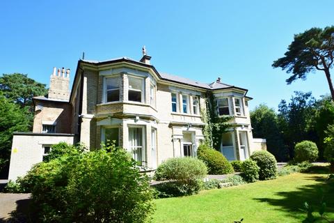 3 bedroom flat to rent, Bournemouth