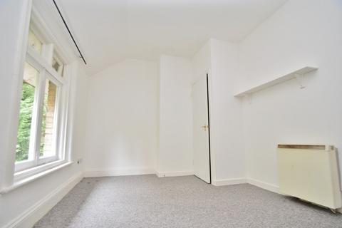 3 bedroom flat to rent, Bournemouth