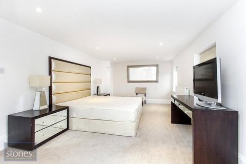 2 bedroom apartment for sale, Royal Drive, London, N11