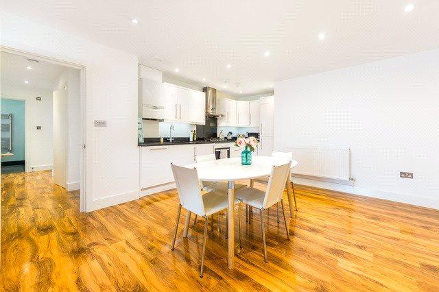 Fashion Apartments 55 Grafton Road London Nw5 2 Bed House Image 1 Of 15 Kitchen