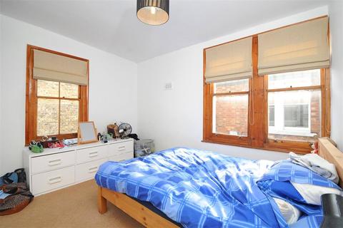 1 bedroom apartment to rent, Fleet Road, Hampstead Heath, London, NW3