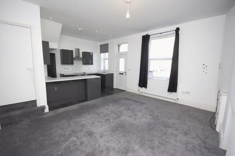 2 bedroom terraced house to rent, 27 Moorlands Place, Savile Park, HX1 2XG