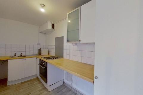 1 bedroom flat to rent, Cavendish House, Eastgate Gardens, Guildford, GU14AY
