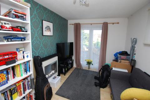 1 bedroom flat to rent, YORK COURT