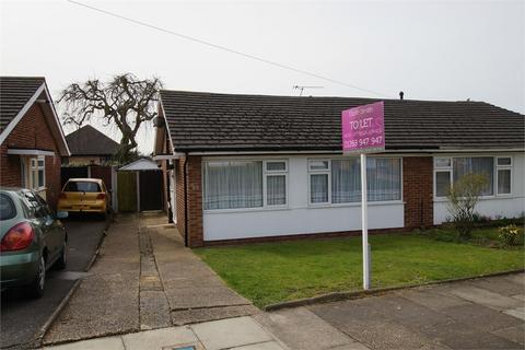 2 bedroom semi-detached bungalow to rent, Dering Crescent, Leigh-on-Sea, SS9