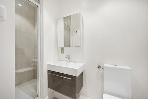 3 bedroom flat to rent, Carlisle Place, London, SW1P