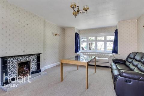 1 bedroom in a house share to rent - Whiteknights Road, Reading, RG6 7BD