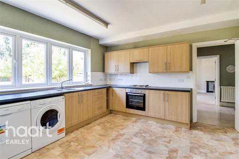 1 bedroom in a house share to rent, Whiteknights Road, Reading, RG6 7BD