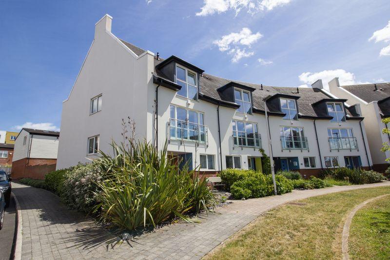 St. Josephs Mews, Penarth 4 bed terraced house £495,000