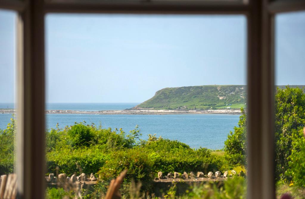 Horton, Gower 5 bed property £500,000