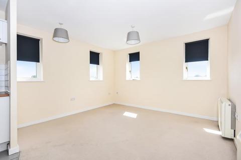 2 bedroom apartment to rent - Fairford Leys,  Aylesbury,  HP19