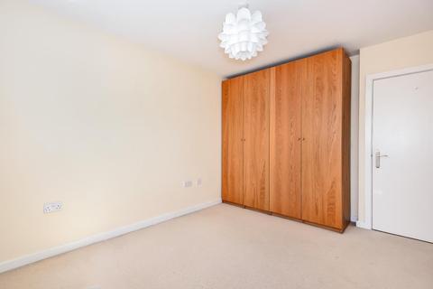 2 bedroom apartment to rent - Fairford Leys,  Aylesbury,  HP19