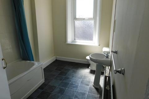 2 bedroom flat to rent, Old Durham Road, Gateshead