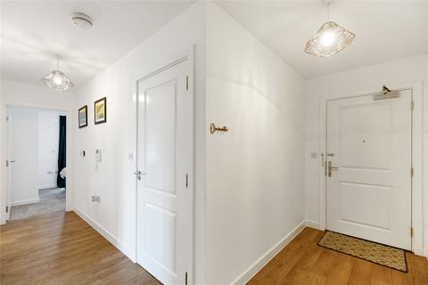 2 bedroom apartment for sale, Lapwing Heights, Waterside Way, London, N17
