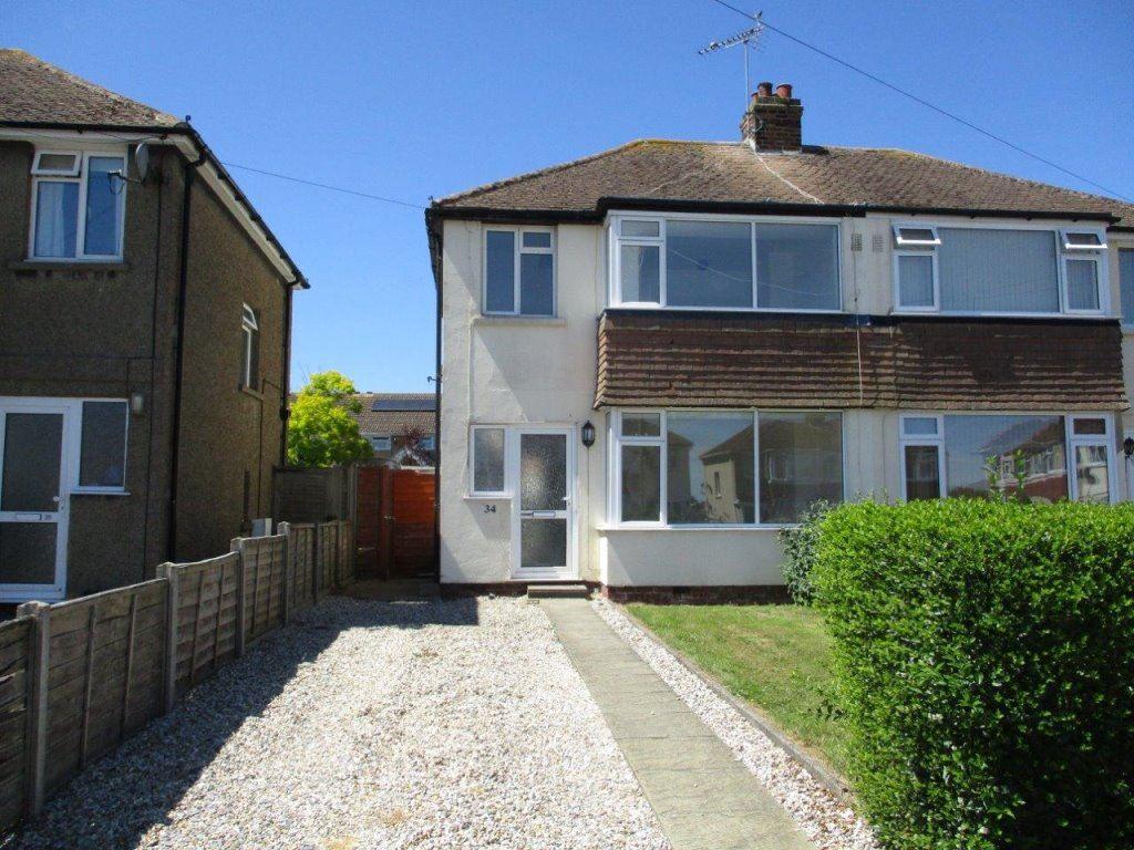 Poulders Gardens, Sandwich 3 bed house £795 pcm (£183 pw)