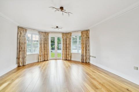 2 bedroom flat to rent, Heritage Gate, 36 North Park, Gerrards Cross, Buckinghamshire