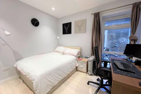 3 bedroom flat to rent, Bedford Hill, Balham, SW12 9HR