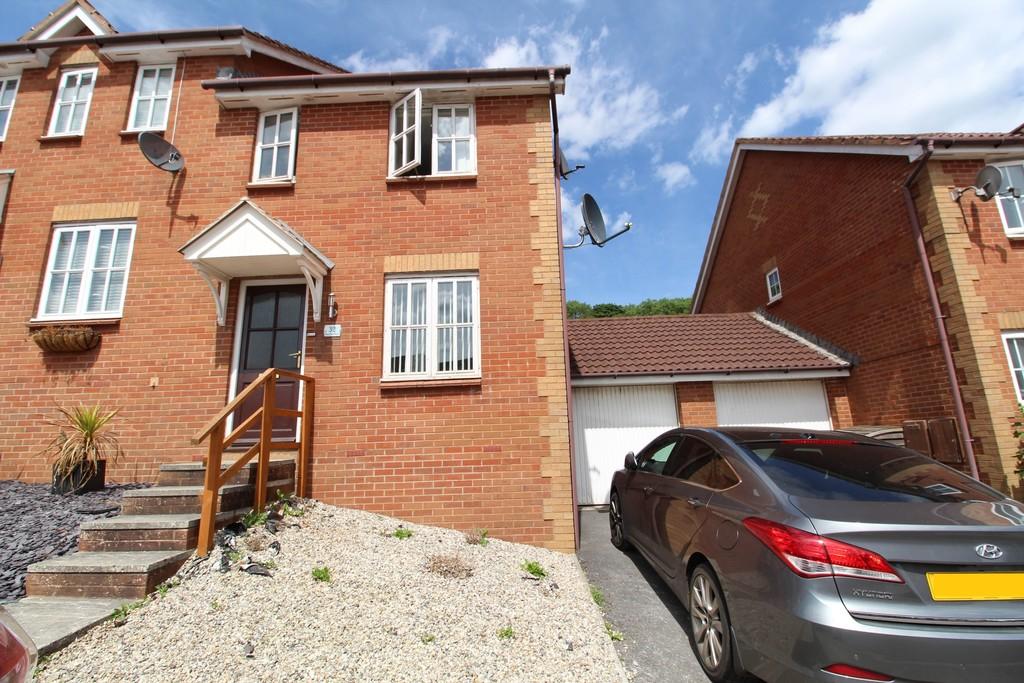 Shearwater Drive, The Willows, Torquay 2 bed semidetached house £189,950