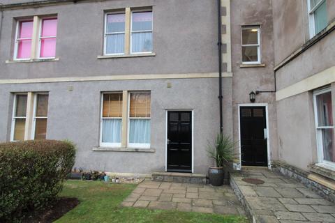 2 bedroom flat to rent, Royal Crescent, Weston-super-Mare