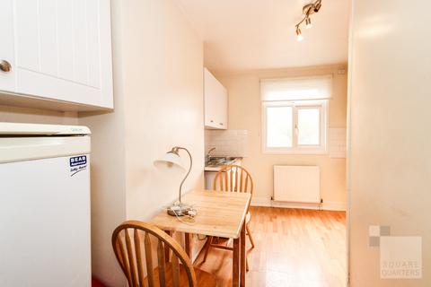 2 bedroom flat to rent, Evershot road,  Finsbury Park, N4