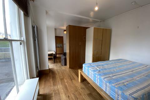 1 bedroom apartment to rent, Caledonian Road, Islington, N1