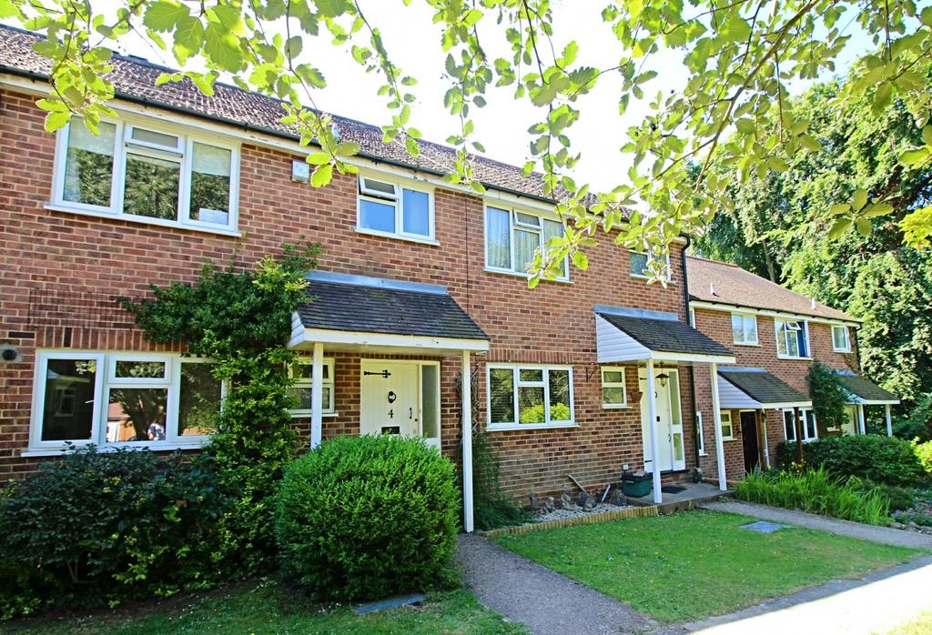 Lea Close, Marlow Bottom, SL7 3PD 3 bed house £1,500 pcm (£346 pw)