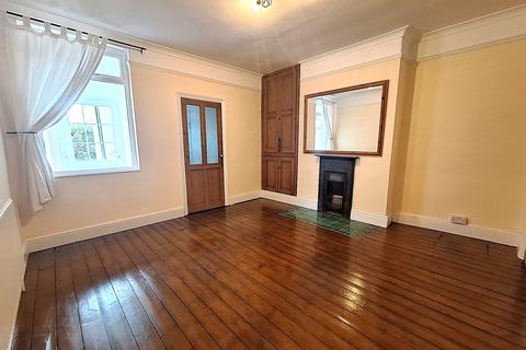 3 bedroom terraced house to rent, Northfield Road, Crookes