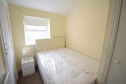 1 bedroom flat to rent, Pencisely Road, Cardiff