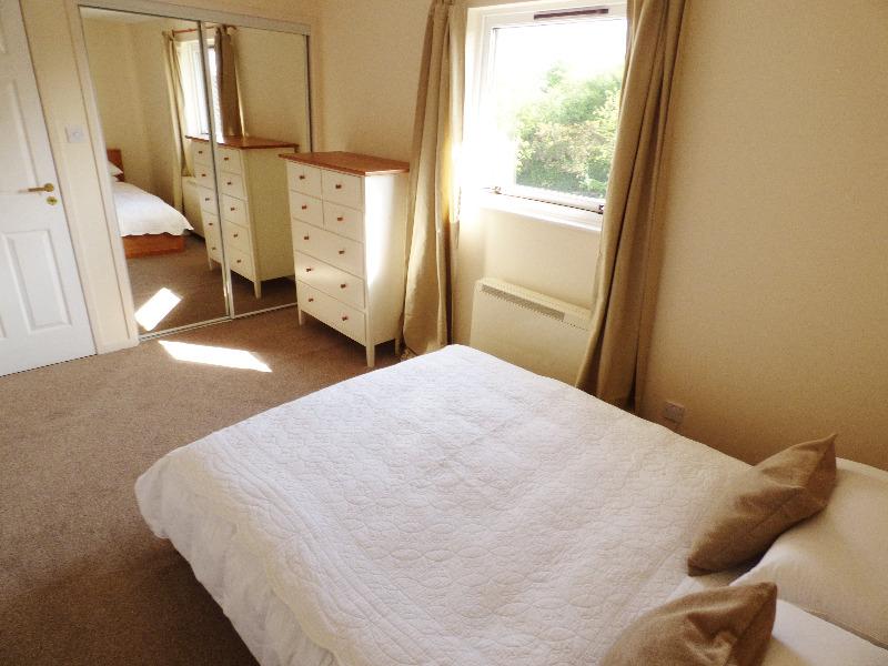 Apartment in Edinburgh - More