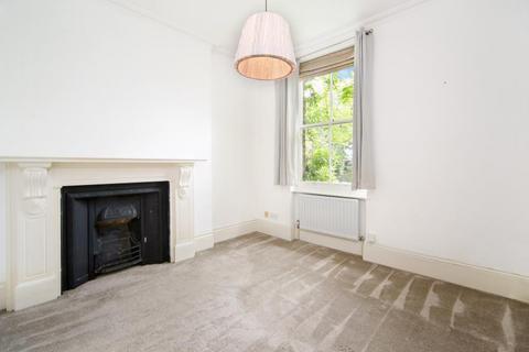 3 bedroom flat to rent, Maida Avenue, Little Venice, W2