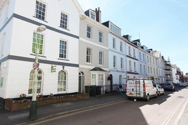 11 Richmond Road, Exeter 1 bed apartment £750 pcm (£173 pw)