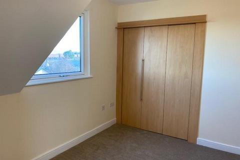 2 bedroom flat to rent, Ferry Gait Crescent, Silverknowes, Edinburgh, EH4