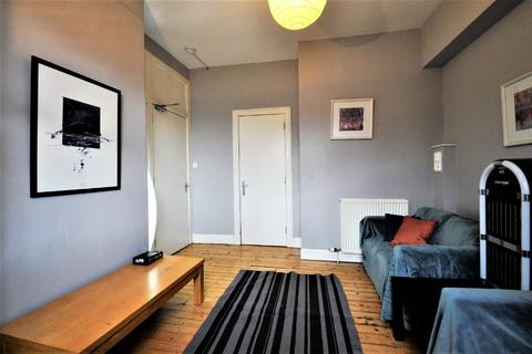 4 bedroom flat to rent, Morrison Street, Haymarket, Edinburgh, EH3