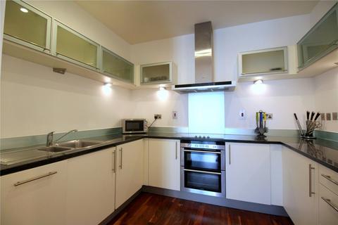 2 bedroom flat to rent, Discovery Dock Apartments West, 2 South Quay Square, London