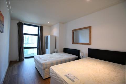 2 bedroom flat to rent, Discovery Dock Apartments West, 2 South Quay Square, London