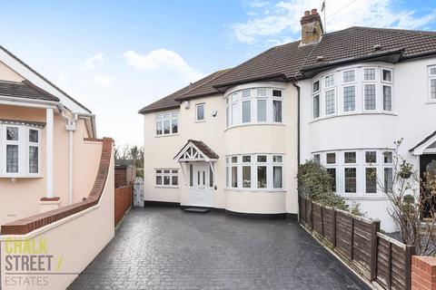 5 Bedroom Semi Detached House For Sale Fanshawe Crescent Hornchurch Rm11 5 Bedroom Semi Detached House For Sale Fanshawe Crescent Hornchurch Rm11