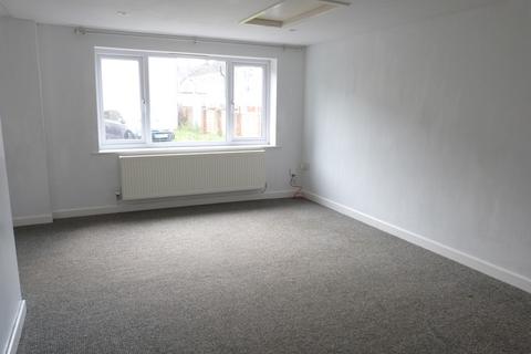 3 bedroom semi-detached house to rent, Farley Street, Worcester