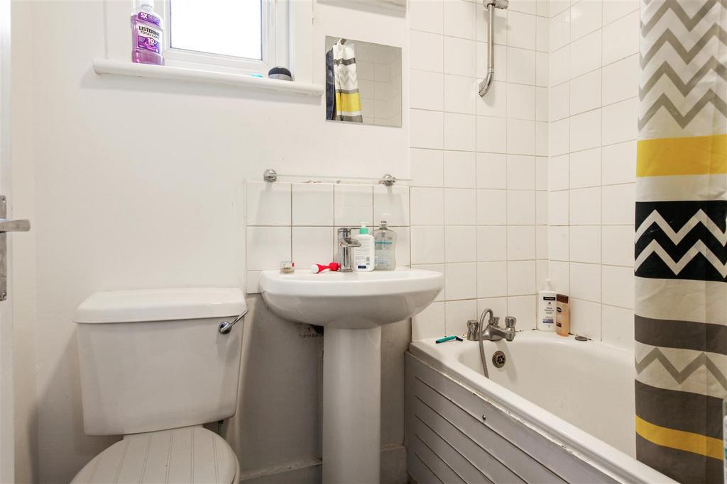 Whit coloured Bathroom